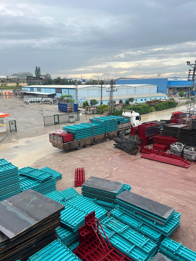 ADIYAMAN'A A TİPİ 3. TAKIM TÜNEL KALIP MALZEMESİ, ÇALIŞMA İSKELESİ VE KALIP AKSESUARLARI SEVKİYATIMIZ.