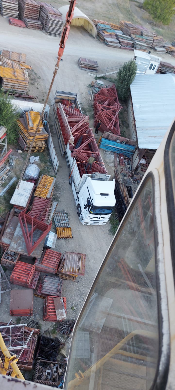DİYARBAKIR/ÇERMİK TÜNEL KALIP MALZEMESİ, ÇALIŞMA İSKELESİ VE KALIP AKSESUARLARI SEVKİYATIMIZ.